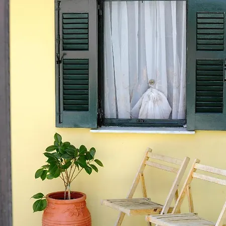Traditional On The Hillside Of Antiperni Holiday home